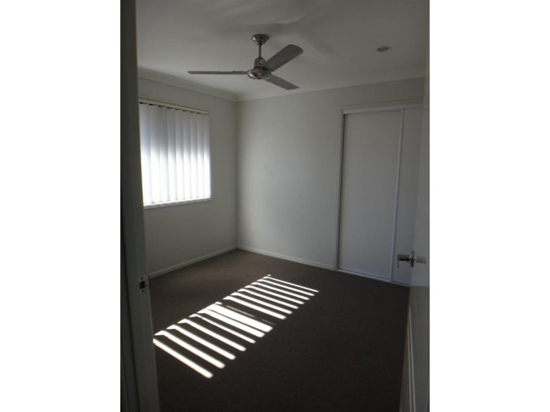 58 Moonlight Dr, Brassall QLD 4305
