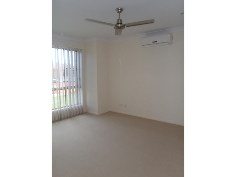 49 Schooner  Ave, Shoal Point QLD 4750