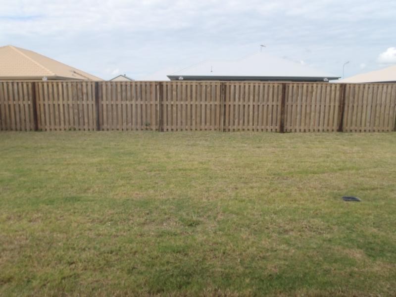 49 Schooner  Ave, Shoal Point QLD 4750