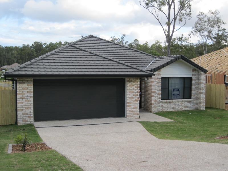 42 Henderson  St, Redbank QLD 4301