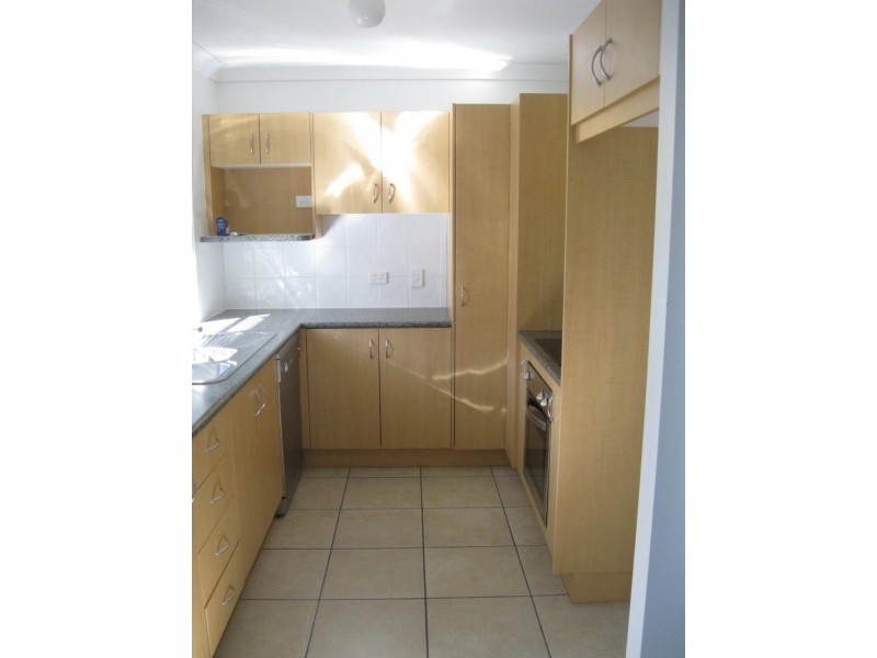 2 Eloise Pl, Sumner QLD 4074