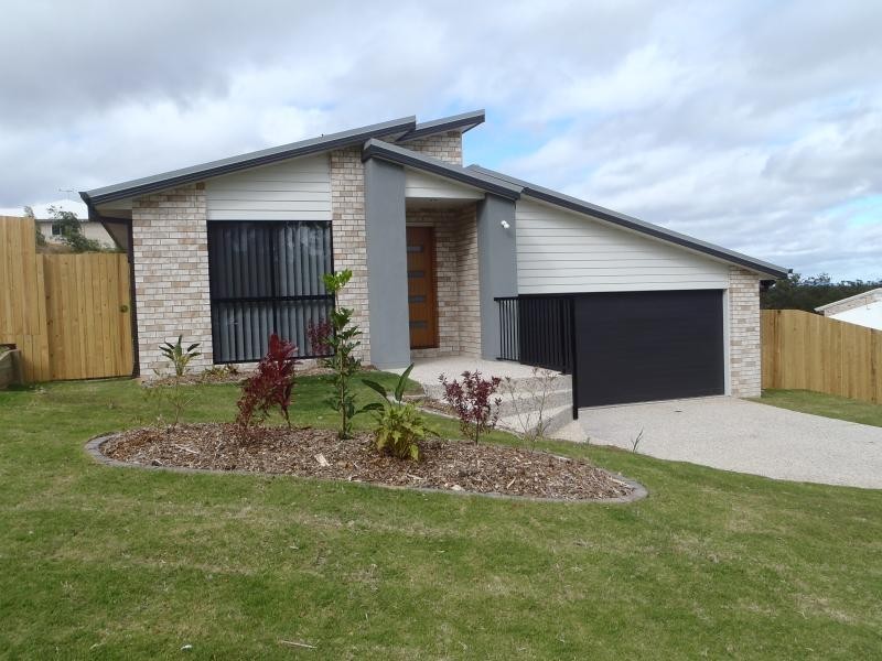 22 Neptune Cres, Brassall QLD 4305