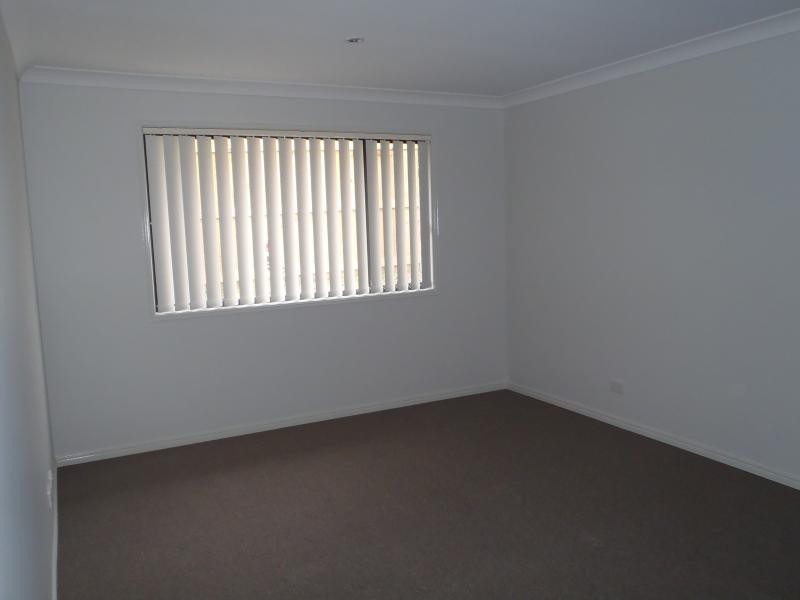 22 Neptune Cres, Brassall QLD 4305