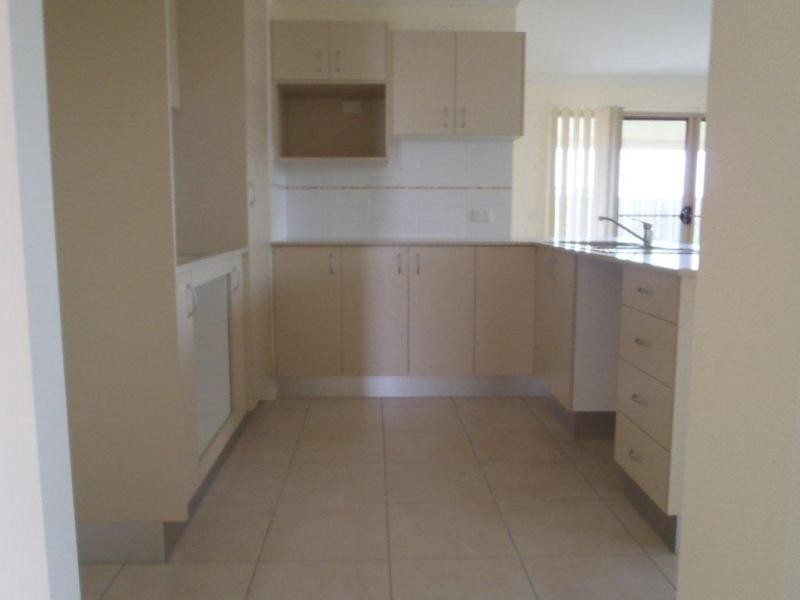 12 Galleon Cct, Shoal Point QLD 4750