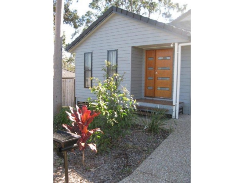 10 Stack  St, Collingwood Park QLD 4301