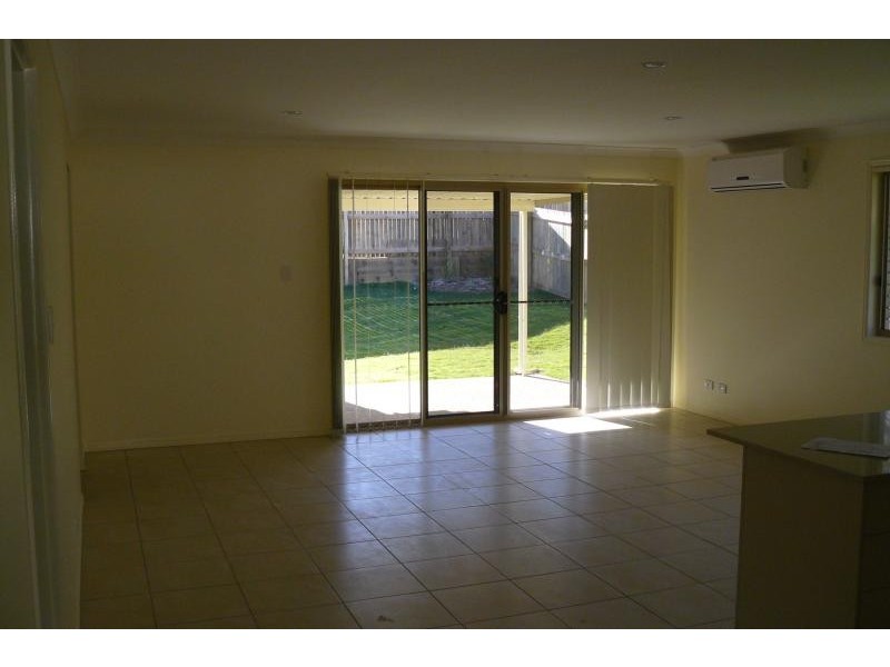 80 Henry St, Brassall QLD 4305