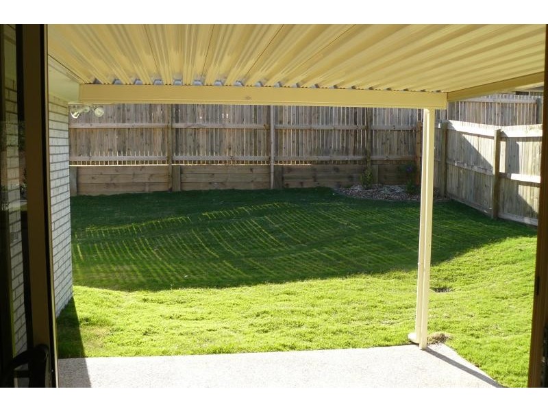 80 Henry St, Brassall QLD 4305