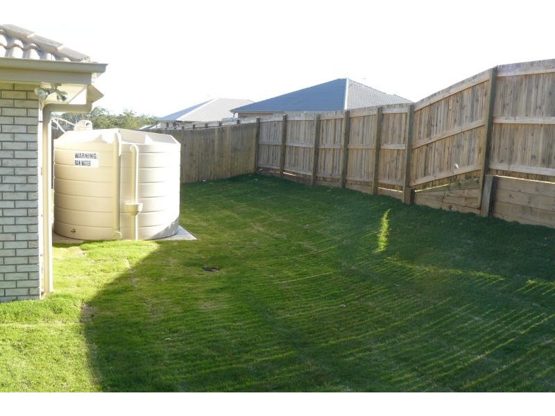 80 Henry St, Brassall QLD 4305