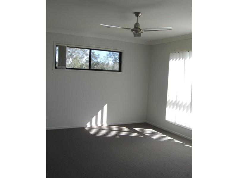 1 Alexandra  St, Brassall QLD 4305