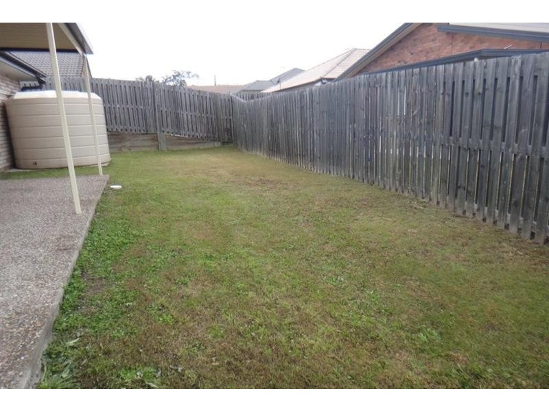 1 Alexandra  St, Brassall QLD 4305