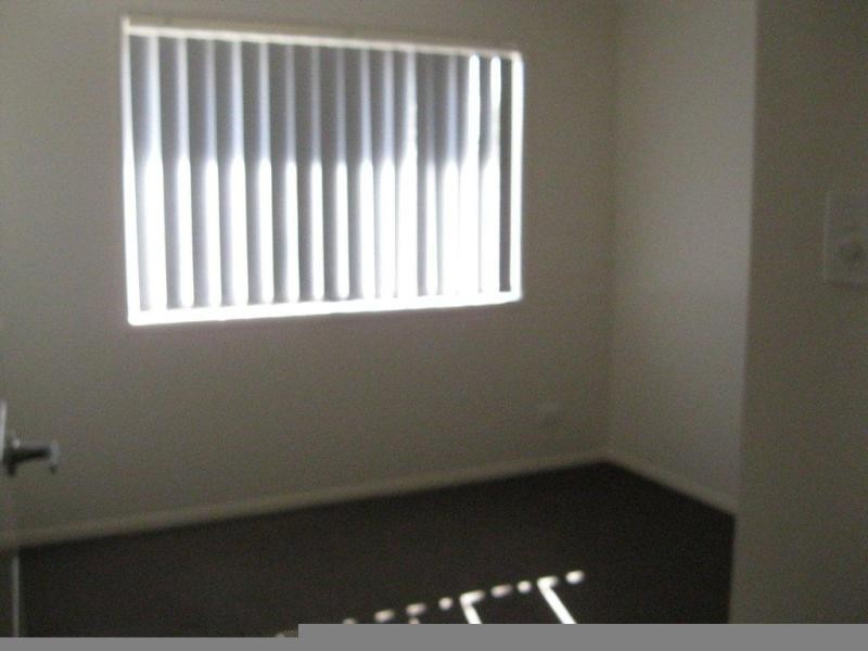 2/20 Tunstall Pl, Brassall QLD 4305