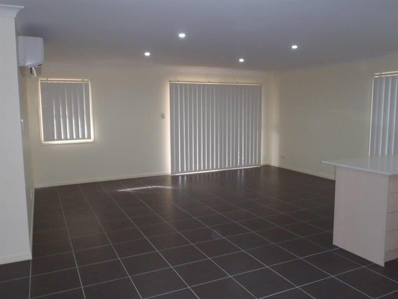 11 Sovereign Cl, Brassall QLD 4305