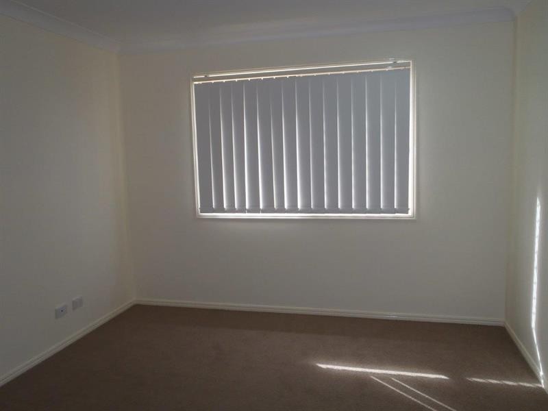 11 Sovereign Cl, Brassall QLD 4305