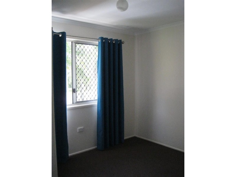 2 Sydney St, Brassall QLD 4305