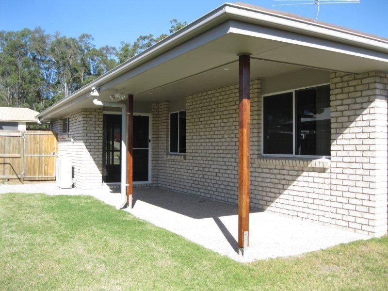 2/10 Belle  Ct, Redbank QLD 4301