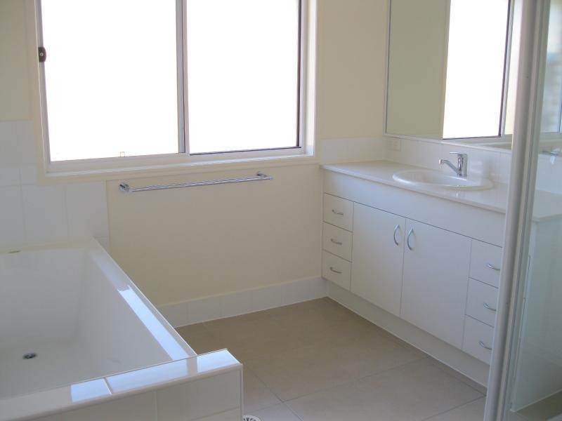 29 Belle  Ct, Redbank QLD 4301