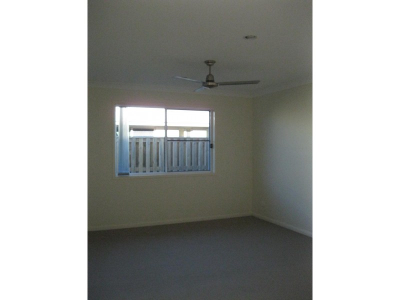 29 Galleon Cct, Shoal Point QLD 4750