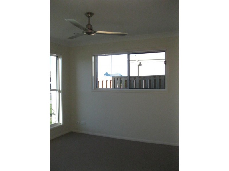 29 Galleon Cct, Shoal Point QLD 4750