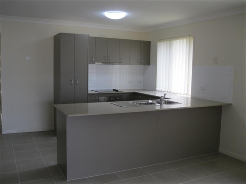 54 Atlantic  Dr, Brassall QLD 4305