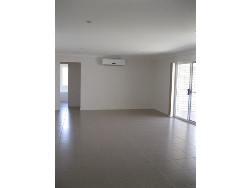 3 Britannia  Way, Brassall QLD 4305