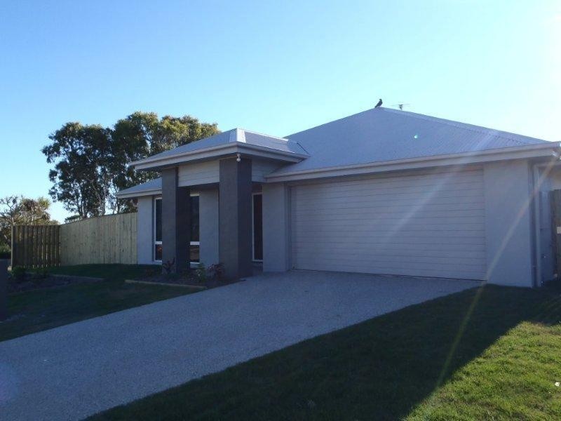 85 Newport Pde, Blacks Beach QLD 4740