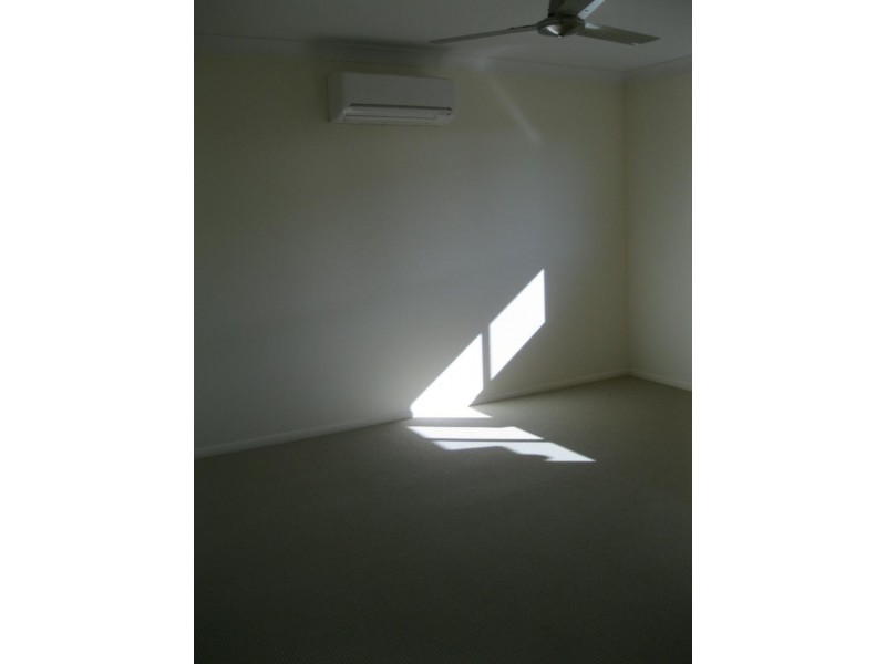 33 Galleon  Cct, Bucasia QLD 4750