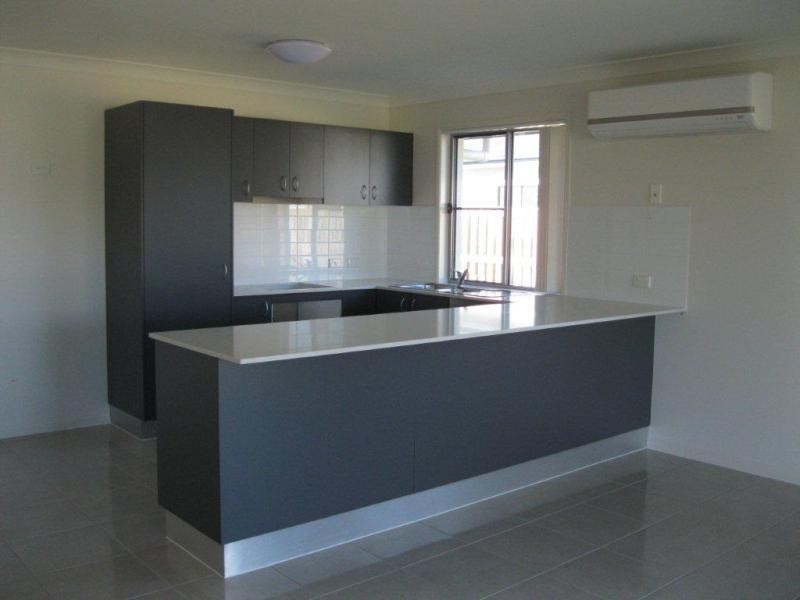 17 Galleon Cct, Shoal Point QLD 4750
