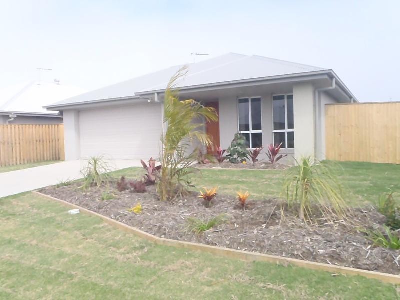 57 Schooner  Ave, Shoal Point QLD 4750