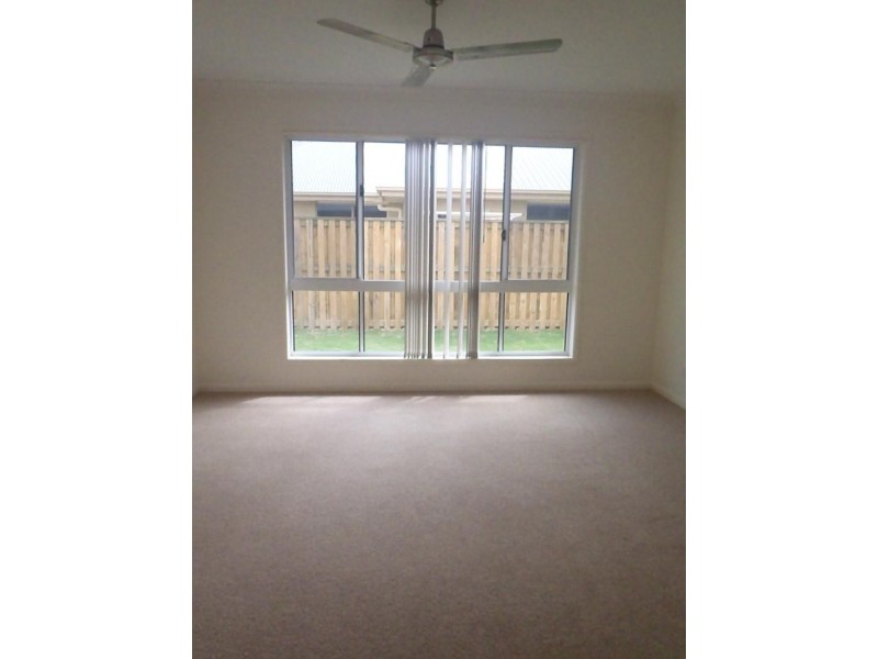 57 Schooner  Ave, Shoal Point QLD 4750