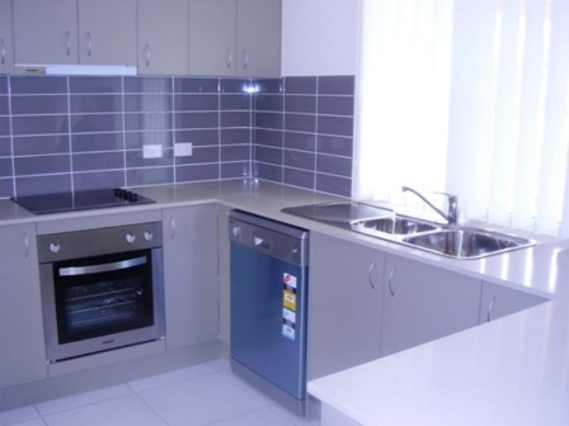 19 Tunstall Pl, Brassall QLD 4305