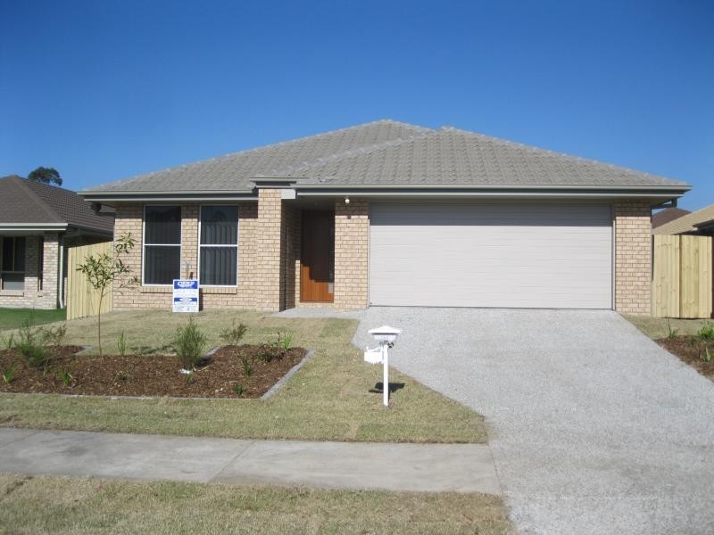 3 Nicole  Ct, Redbank QLD 4301