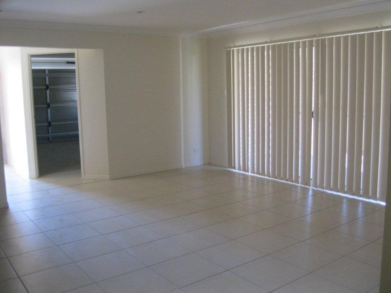 5 Nicole Ct, Redbank QLD 4301