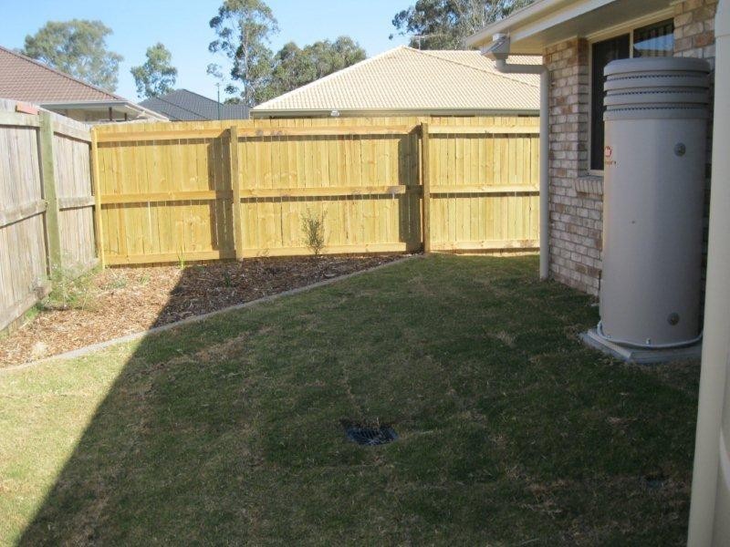 5 Nicole Ct, Redbank QLD 4301