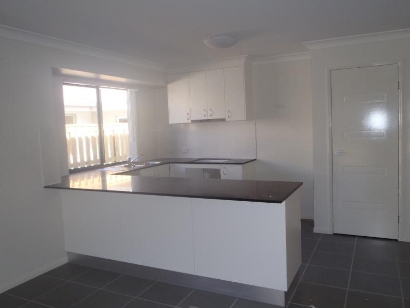 48 Newport Pde, Blacks Beach QLD 4740