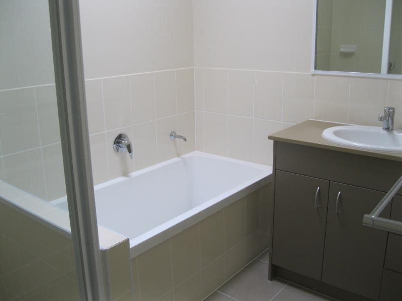 32  Barwell St, Brassall QLD 4305