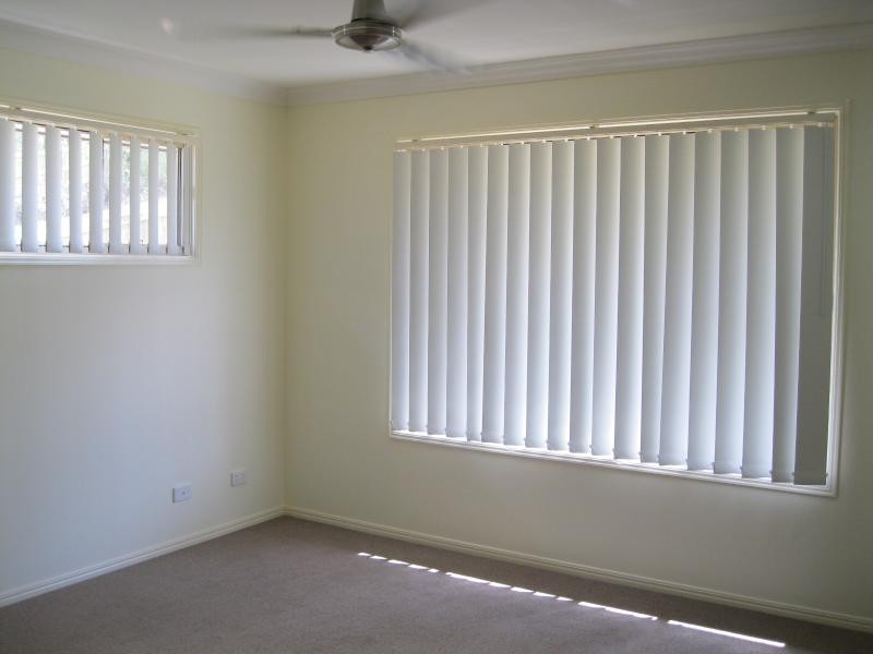 27 Barwell  St, Brassall QLD 4305