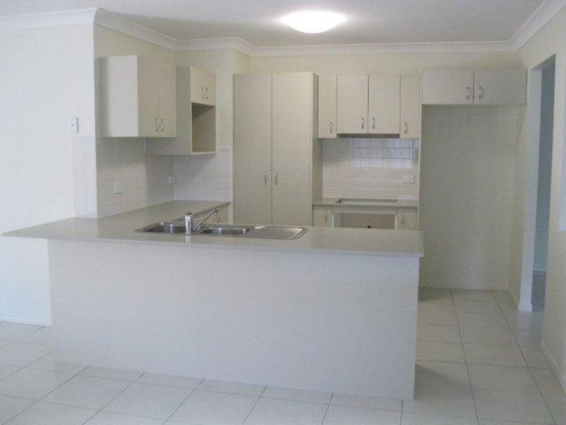 6 Atlantic  Dr, Brassall QLD 4305