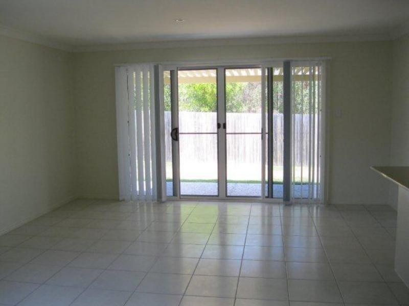 6 Atlantic  Dr, Brassall QLD 4305