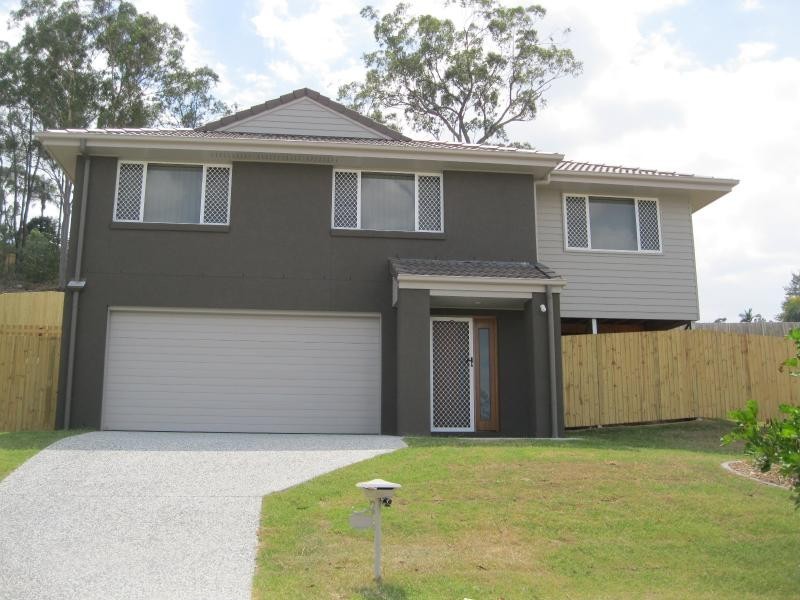 25 Barwell St, Brassall QLD 4305