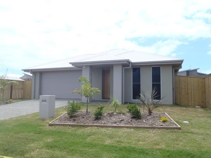 10 Cable  Ct, Blacks Beach QLD 4740
