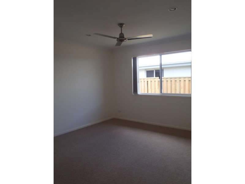 10 Cable  Ct, Blacks Beach QLD 4740