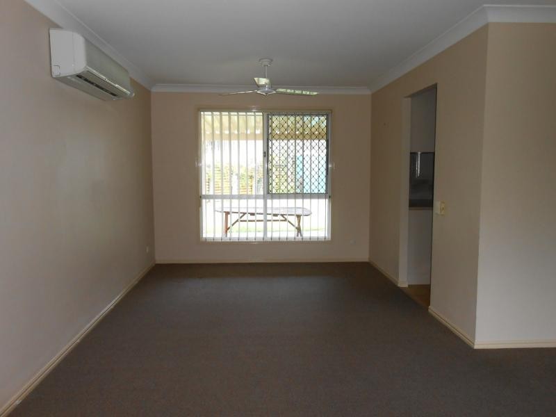 5 Acorn Cres, Flinders View QLD 4305