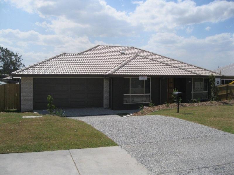 15 Sovereign Cl, Brassall QLD 4305