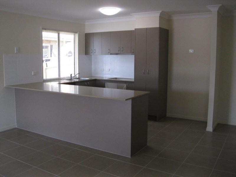 15 Sovereign Cl, Brassall QLD 4305