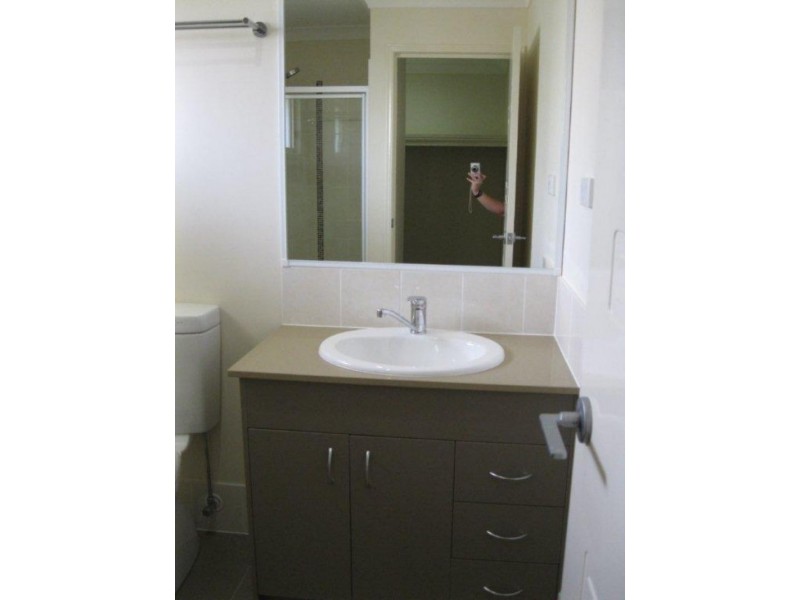 15 Sovereign Cl, Brassall QLD 4305