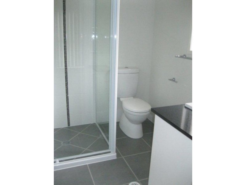 1 Chris  St, Redbank QLD 4301