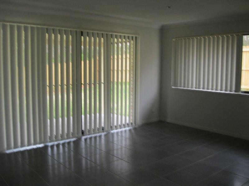 1 Chris  St, Redbank QLD 4301