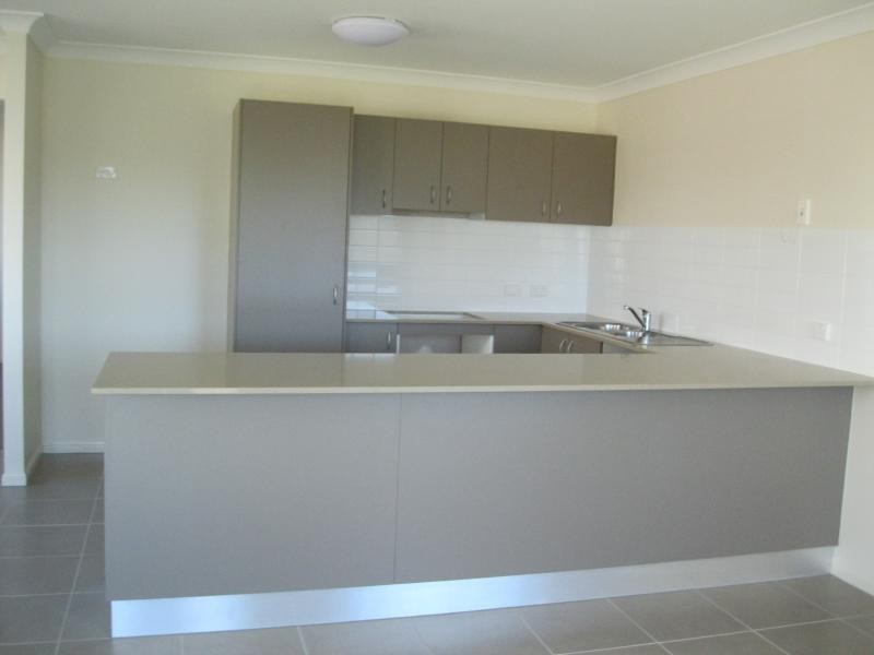 26 Galleon Cct, Bucasia QLD 4750