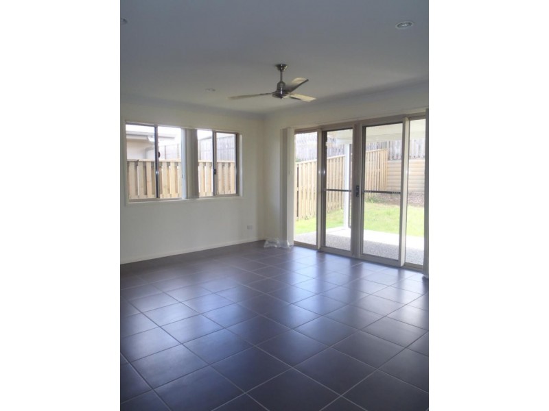 16 Cable Ct, Blacks Beach QLD 4740