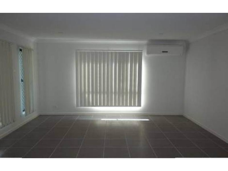 10 Schooner Ave, Shoal Point QLD 4750